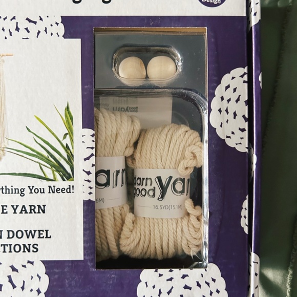Darn Good Yarn DIY Marcame Wall Hanging Kit - Picture 4 of 6